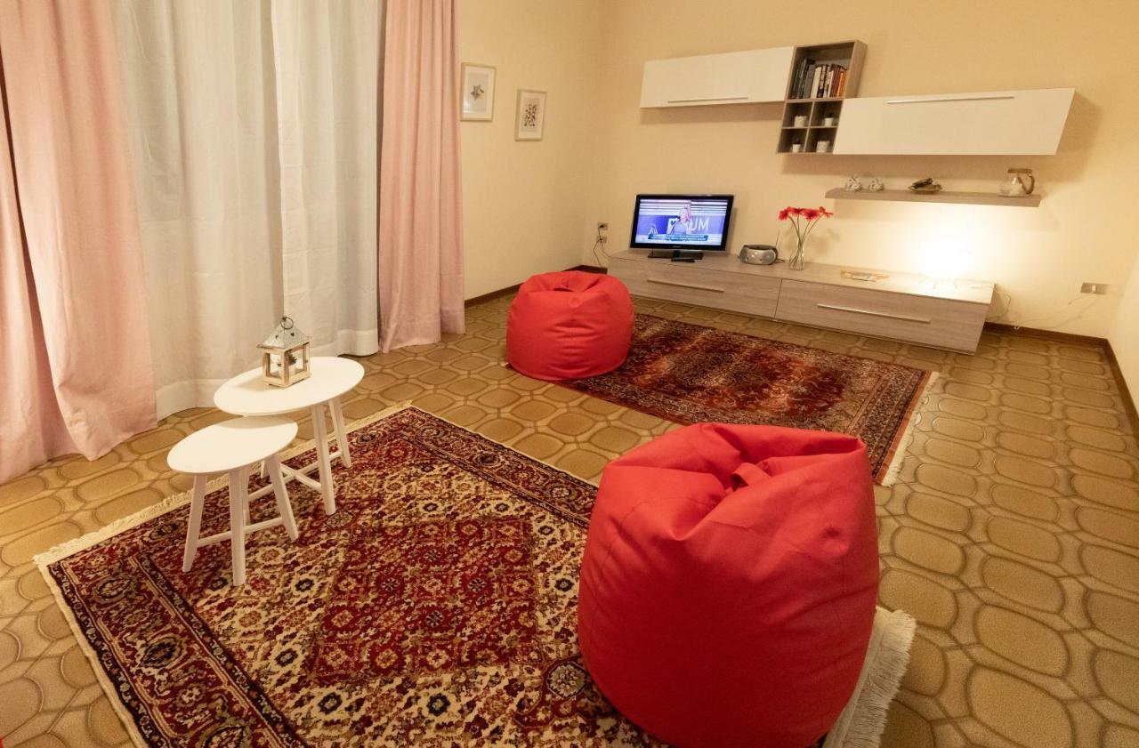 Casa Del Sole Leilighet Prato  Eksteriør bilde