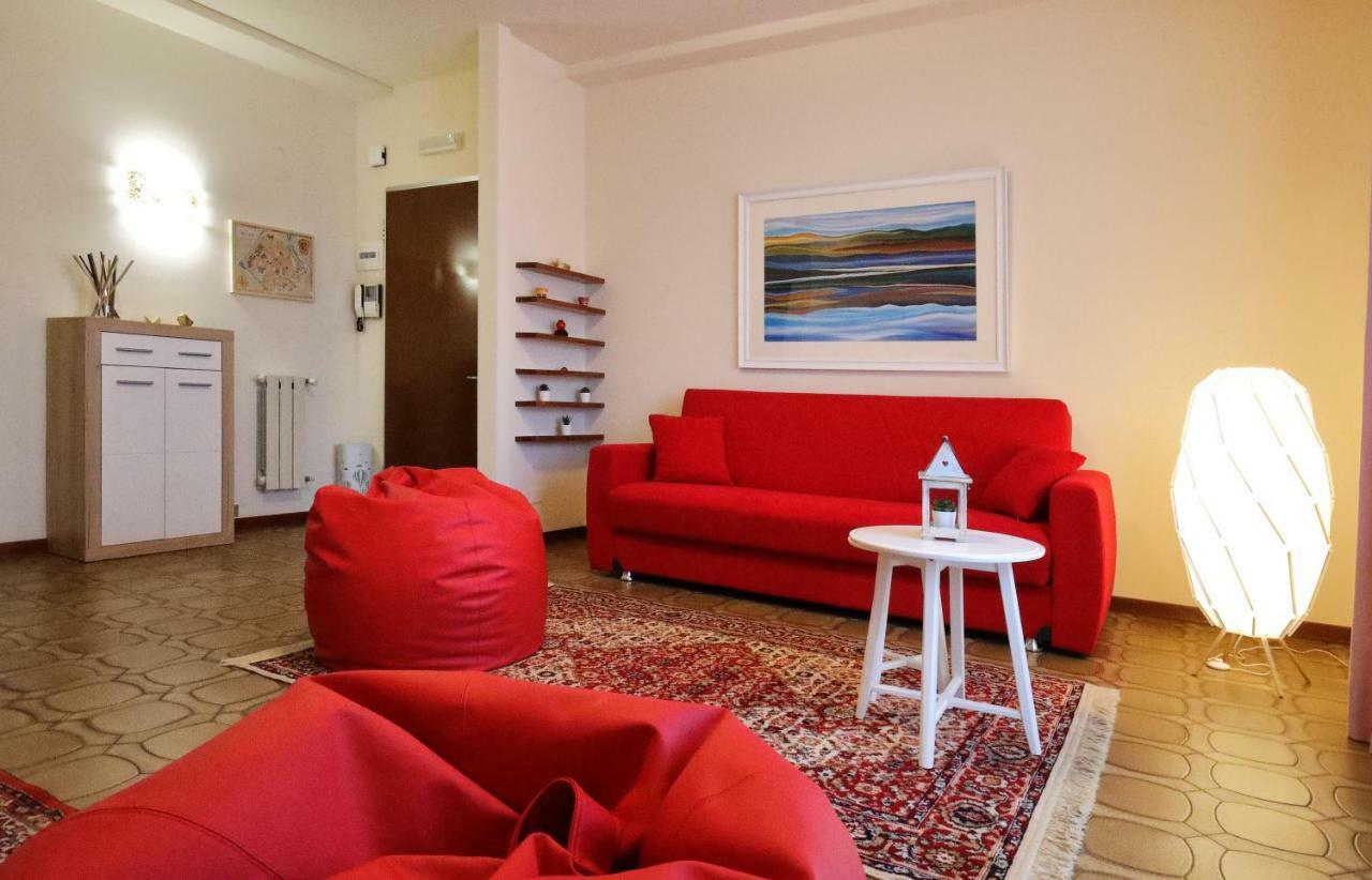Casa Del Sole Leilighet Prato  Eksteriør bilde